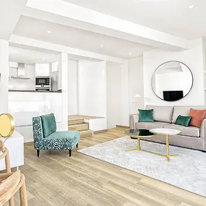 https://iloftmalaga-sebastian-souviron.hotelsinnerja.org
